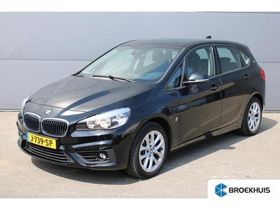 Zwart Gebruikt 2017 BMW 225 Active Tourer iPerformance MPV | € 15.900 (Eerlijke prijs)