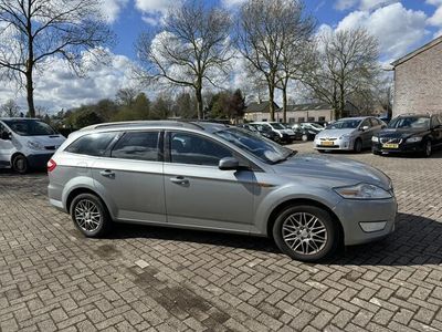 tweedehands Ford Mondeo Wagon 2.3-16V Titanium MOTOR LOOPT OP 3 CILINDERS