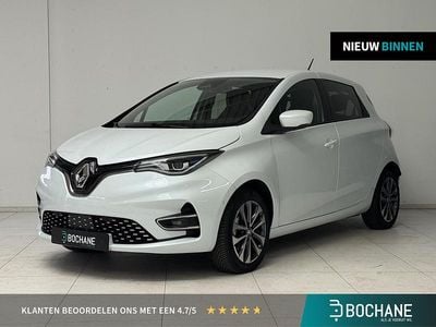 Wit Occasion 2021 Renault Zoe Intens Hatchback | € 15.695 (Iets duurder)