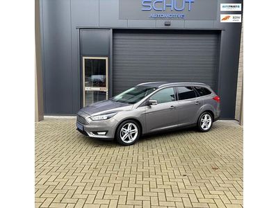 Bruin Gebruikt 2015 Ford Focus Titanium Stationwagen | € 7.950 (Eerlijke prijs)