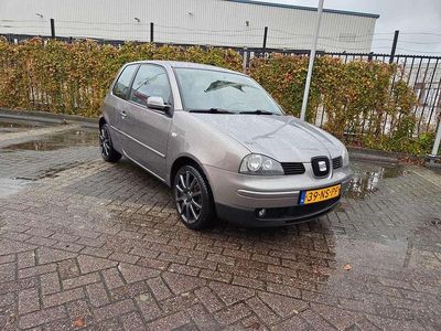 Grijs Gebruikt 2004 Seat Arosa Stella Hatchback | € 1.900 (Eerlijke prijs)