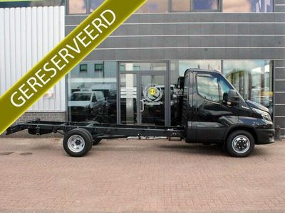 tweedehands Iveco Daily 35C18HA8 3.0 375 Chassis Cabine Aut. Zwart Nieuw