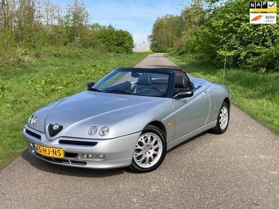 tweedehands Alfa Romeo Spider 2.0-16V T.Spark Lusso/Leder/Clima/Boekjes