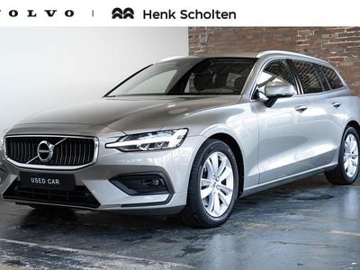 Grijs Occasion 2021 Volvo V60 Momentum Stationwagen | € 24.950 (Iets duurder)