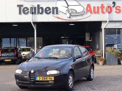 Paars Gebruikt 2002 Alfa Romeo 147 Distinctive Hatchback | € 695 (Eerlijke prijs)