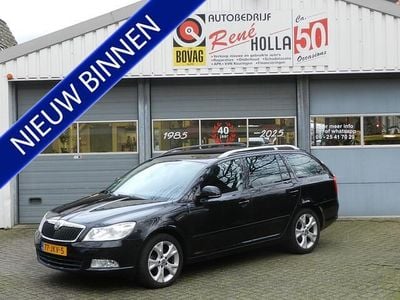 Zwart (metallic) Gebruikt 2009 Skoda Octavia Business Line Stationwagen | € 3.440 (Eerlijke prijs)
