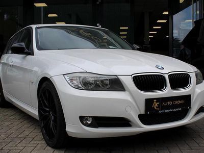 Wit Occasion 2010 BMW 318 Stationwagen | € 6.450 (Eerlijke prijs)