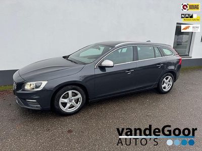 Grijs Gebruikt 2016 Volvo V60 R-Design Stationwagen | € 8.950 (Eerlijke prijs)