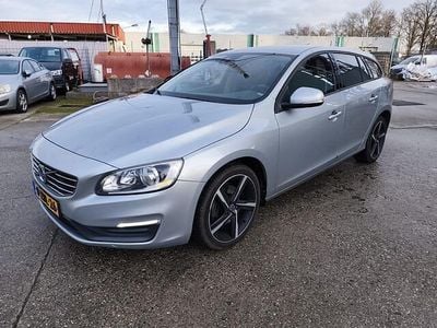 Grijs Occasion 2014 Volvo V60 Kinetic Stationwagen | € 4.900 (Eerlijke prijs)