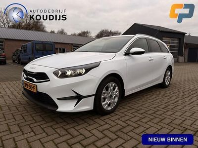 Wit Gebruikt 2025 Kia Ceed Sportswagon Stationwagen | € 28.490 (Eerlijke prijs)