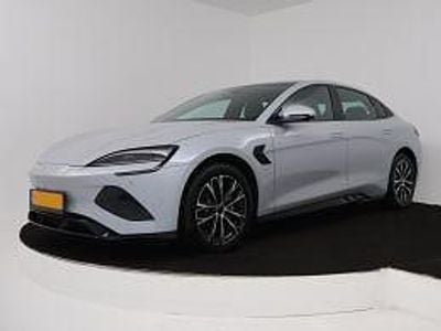 Grijs metallic Nieuw 2026 BYD Seal Sedan | € 38.790
