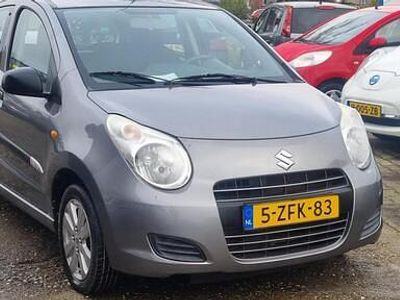 Grijs, metallic lak Occasion 2015 Suzuki Alto Hatchback | € 3.450 (Eerlijke prijs)