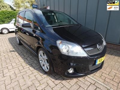 Zwart Gebruikt 2007 Opel Zafira OPC MPV | € 5.250 (Eerlijke prijs)
