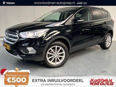 Absolute black (pnzat) Gebruikt 2018 Ford Kuga ST-Line SUV | € 15.450 (Eerlijke prijs)