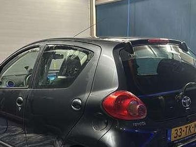 Grijs Occasion 2006 Toyota Aygo Hatchback | € 2.500 (Iets duurder)