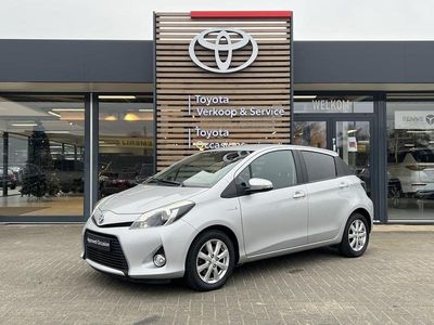 Occasion Toyota Yaris Hybrid 75 PK (55 kW) 2014 Grijs Hatchback