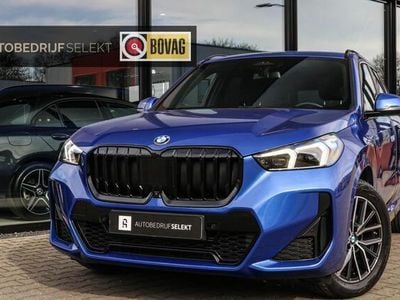 Blauw Occasion 2023 BMW X1 M Sport SUV | € 40.950 (Goede deal)