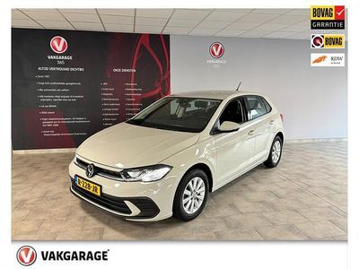 Grijs Gebruikt 2022 VW Polo Life Hatchback | € 16.950 (Goede deal)