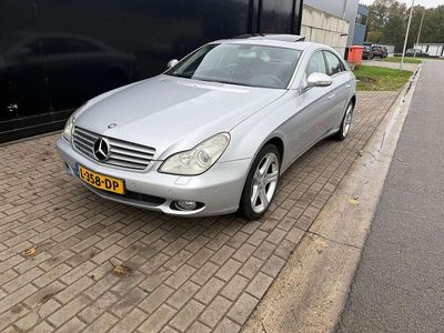 Zilver Gebruikt 2004 Mercedes CLS500 Sedan | € 7.950