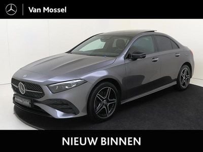 Grijs Gebruikt 2024 Mercedes A250 AMG line Sedan | € 40.945 (Duur)