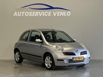 Grijs Gebruikt 2004 Nissan Micra Tekna Hatchback | € 950 (Eerlijke prijs)