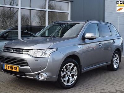 Occasion Mitsubishi Outlander Edition 121 PK (88 kW) 2014 Grijs SUV