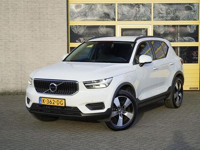 Wit Gebruikt 2020 Volvo XC40 Momentum SUV | € 24.950 (Super prijs)