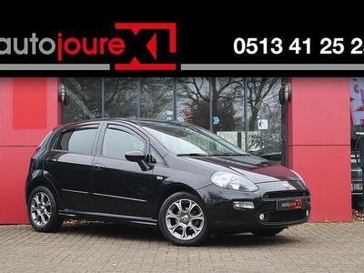 Zwart Gebruikt 2015 Fiat Punto Evo Lounge Hatchback | € 6.950 (Eerlijke prijs)