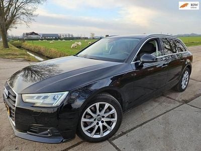 Zwart (metallic) Occasion 2016 Audi A4 Sport Stationwagen | € 11.250 (Eerlijke prijs)