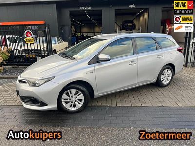 Toyota Auris Hybrid