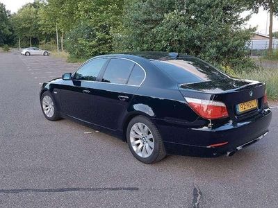 Zwart Gebruikt 2008 BMW 520 Sedan | € 6.499 (Iets duurder)