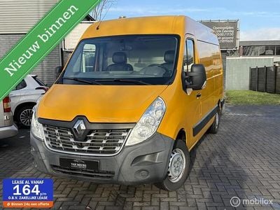 Geel Occasion 2017 Renault Master Van | € 9.950