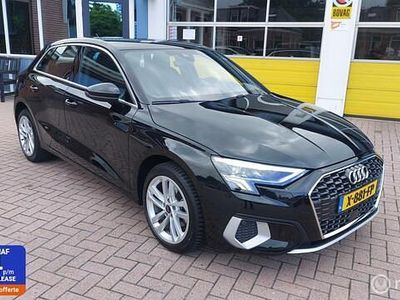 Zwart Occasion 2023 Audi A3 Sportback S-Line Hatchback | € 27.500 (Goede deal)