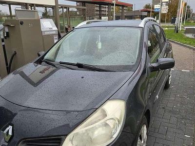 Grijs Gebruikt 2009 Renault Clio GrandTour Expression Stationwagen | € 1.600 (Iets duurder)