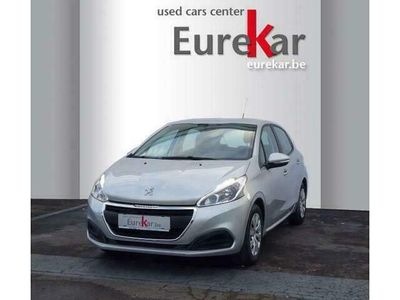 Grijs Gebruikt 2016 Peugeot 208 Active Hatchback | € 9.990 (Duur)