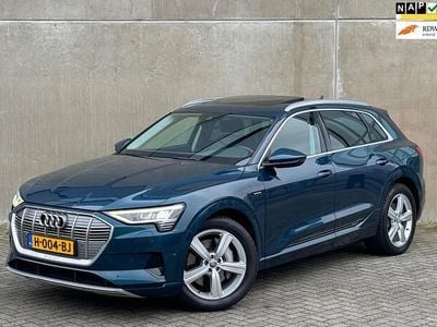 Blauw Gebruikt 2019 Audi e-tron SUV | € 18.990 (Super prijs)