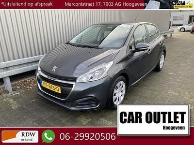 Grijs Gebruikt 2016 Peugeot 208 Active Hatchback | € 3.250 (Goede deal)