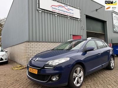 Blauw (metallic) Occasion 2013 Renault Mégane GrandTour Collection Stationwagen | € 3.995 (Eerlijke prijs)