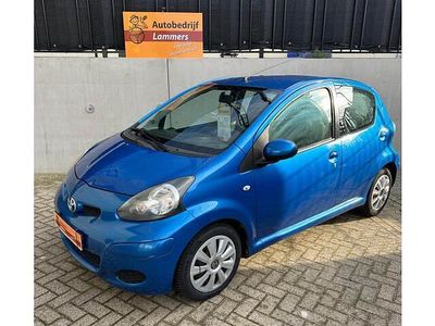 Occasion Toyota Aygo Comfort 68 PK (50 kW) 2011 Blauw Hatchback