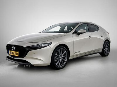 Bruin Nieuw 2025 Mazda 3 Exclusive-Line Hatchback | € 35.925 (Eerlijke prijs)