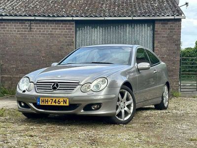 Mercedes C200