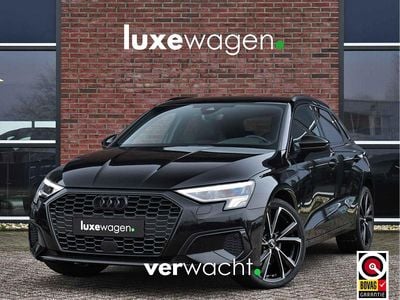 Zwart Occasion 2022 Audi A3 Sportback e-tron S-Line Hatchback | € 29.900 (Goede deal)