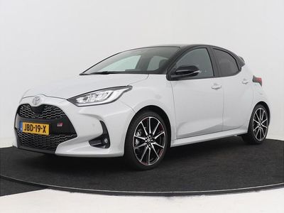 Grijs Occasion 2025 Toyota Yaris Hybrid Sport Hatchback | € 34.495