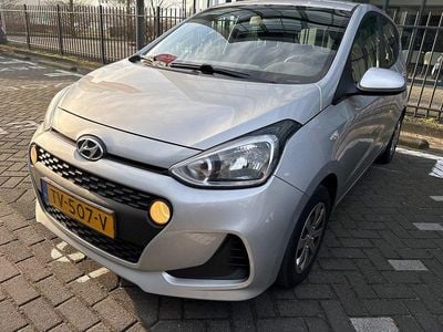 Grijs Occasion 2019 Hyundai i10 Comfort Hatchback | € 9.395 (Eerlijke prijs)