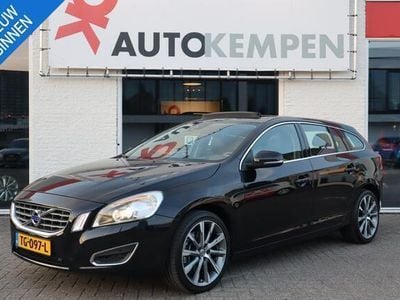 Zwart Gebruikt 2011 Volvo V60 Summum Stationwagen | € 15.900 (Eerlijke prijs)