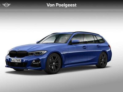 BMW 330e