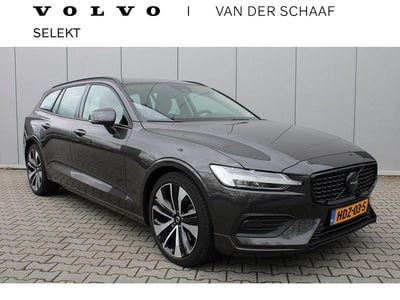 Grijs Occasion 2025 Volvo V60 Stationwagen | € 39.900 (Goede deal)