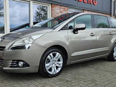 tweedehands Peugeot 5008 1.6 VTi ST Premiere 7p. Airco! Cruise Control! Panoramadak! Navigatie!