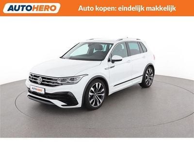 Wit Occasion 2020 VW Tiguan R-line SUV | € 31.049 (Super prijs)
