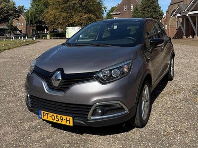 Grijs Occasion 2017 Renault Captur SUV | € 12.700 (Eerlijke prijs)